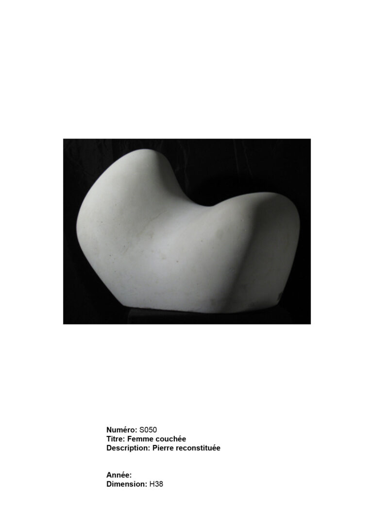 S050_-Femme-couchee